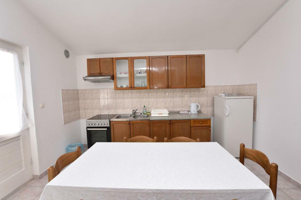 Apartment Damir Primošten Екстериор снимка
