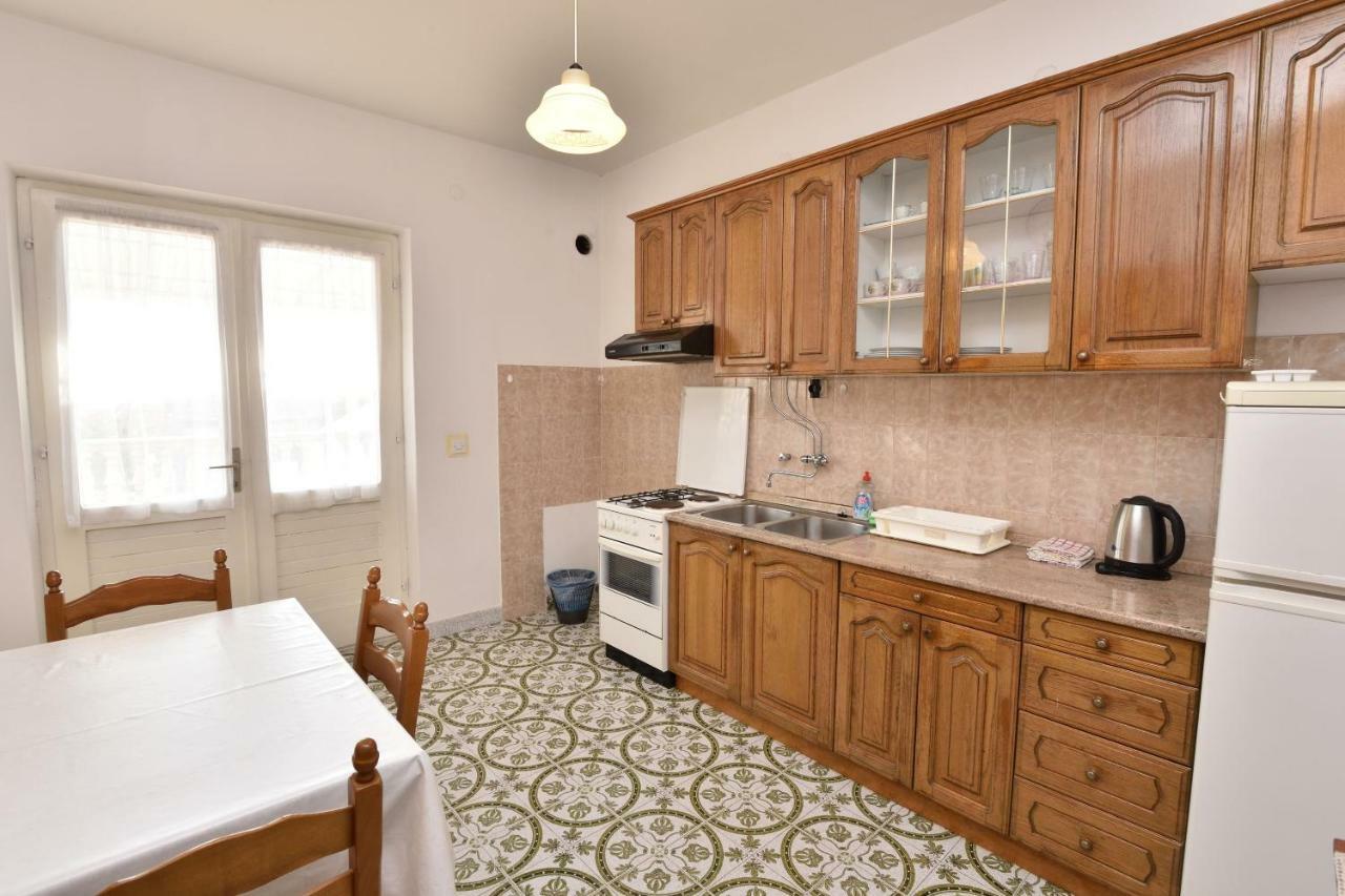 Apartment Damir Primošten Екстериор снимка