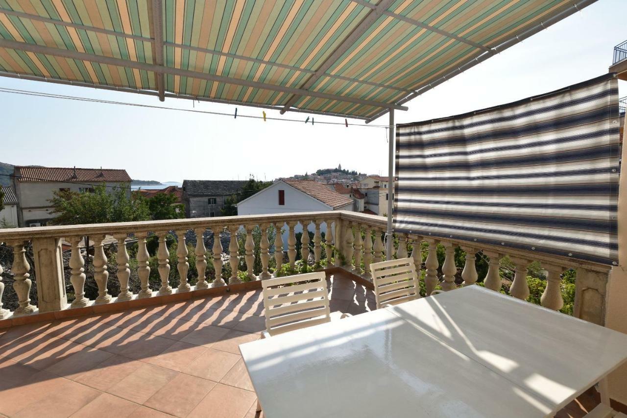 Apartment Damir Primošten Екстериор снимка