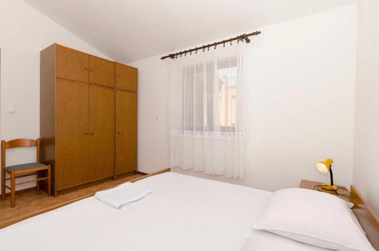 Apartment Damir Primošten Екстериор снимка