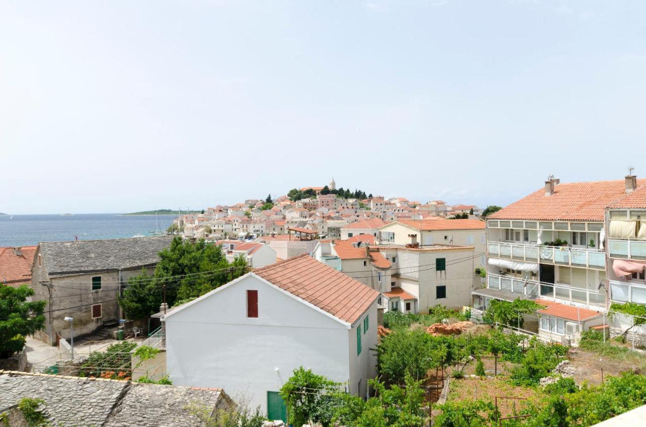 Apartment Damir Primošten Екстериор снимка