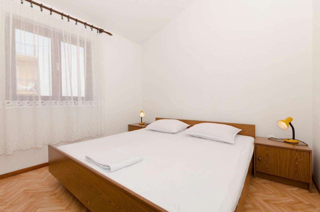Apartment Damir Primošten Екстериор снимка